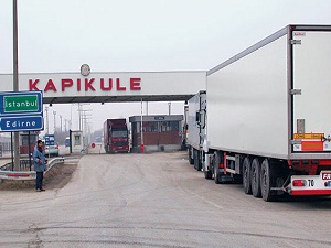 Sınır kapılarındaki vize uygulamasına devam