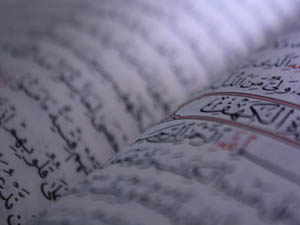 Rükû ve secde edenler için beytimi temiz tut!