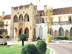 Cumhurbaşkanı'nın köşküne haciz geldi