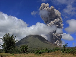 Yanardağ faaliyete geçti: 6 ölü