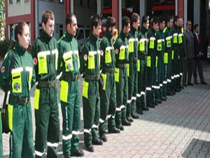 Depremzedelerin yardım timi dünyaya koşuyor