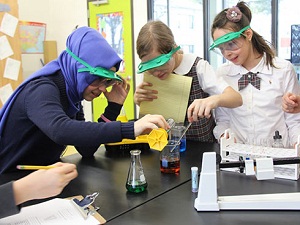 Harvard yolu, ABD’deki Türk liselerinden geçiyor