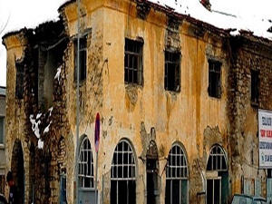 Tarihi han restore ediliyor