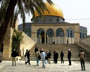 Niyetleri Mescid-i Aksa'ya sinagog yapmak