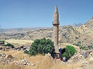 Boşaltılan köyde 21 yıl sonra ilk ezan