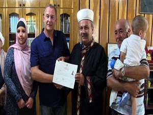 Müslüman olup 'Mehmet' adını aldı