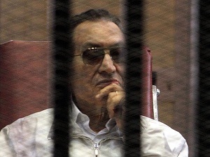 Mübarek askeri hastaneye nakledildi