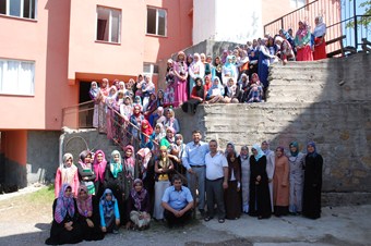 Kur'an kursu öğrencilerine mezuniyet töreni