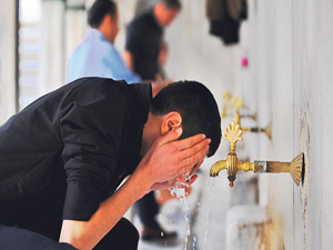 Günde 5 vakit abdest yaşlanmayı geciktiriyor