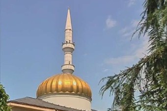 Müslümanlar ayağa kalktı