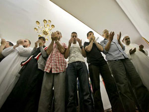 New York polisi camileri terör yuvası ilan etmiş