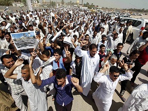 Irak'ta Suriye'ye müdahale protestosu