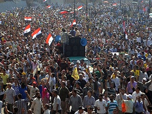 Mısır'da halk devrimini yeniden kazanıyor