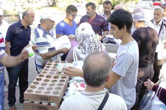 Kanseri yendi 5 yıldır şükür ikramında bulunuyor
