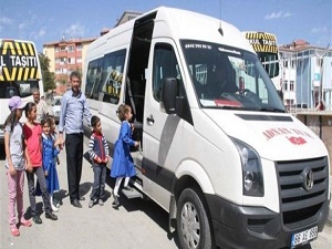 Servis ücretlerine zam talebi