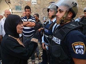Mescid-i Aksa'da polis müdahalesi