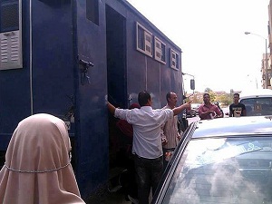 Tutukluluk süreleri uzatıldı