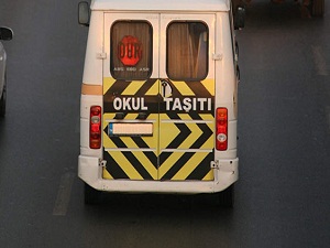 Okul servislerine yüzde 4 zam