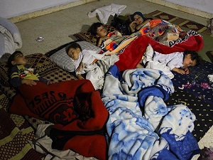 Sınıflar yatak odası oldu