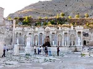 Turizm gelirlerine revizyon