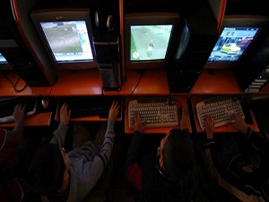 İnternet kafelerde 'okul saati' denetimi