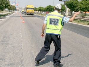Yönetmelik çıktı, özel aracında sigara içene 88 TL ceza