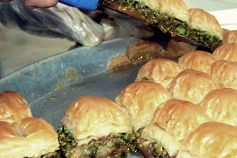 Yabancıların ağzı Türk baklavasıyla tatlandı