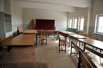 Dershanelerde en az 15 derslik bulunacak