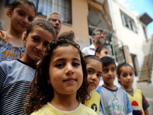 İzmir'deki Suriyeli öğrencilere okul talebi