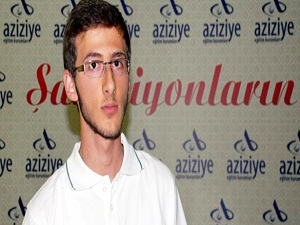 LYS Türkiye birincisine otomobil hediye edildi