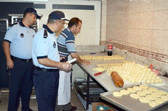 Simit fırını ve pastanelere denetim