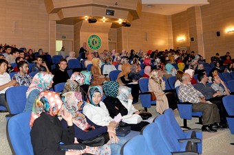 Uşak Üniversitesi İslami İlimler Fakültesi akademik yılı açtı