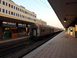 Mısır'da tren seferleri başladı