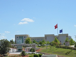 Uşak Üniversitesi lisansüstü programlara yoğun ilgi