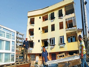 Van'da yıkılan binaların yüzde 30’u zeminden dolayıydı