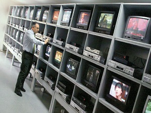 TV kanallarına 10 yılda 75 milyon lira ceza kesildi