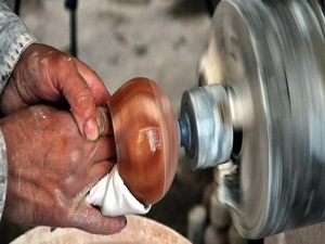 Yerli üretici ithal ürüne direniyor