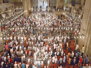 Bayram namazında yine Sultanahmet’teyiz