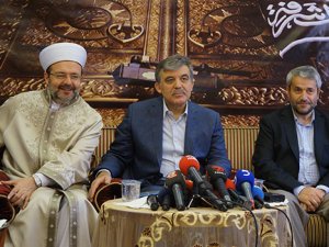 Cumhurbaşkanı Gül, Türk hacılarla bayramlaştı