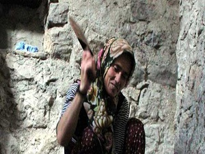Teknolojiye inat 130 yıllık çamaşırhaneyi kullanıyorlar
