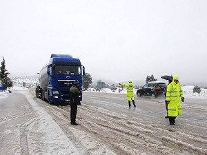 Kış lastiklerinde karaborsa uyarısı