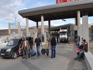 9 ayda 300 bin Suriyeli Türkiye'ye giriş yaptı