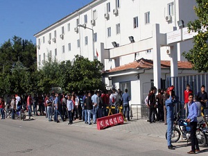 Askerlik kısaldı, gençler şubelere akın etti