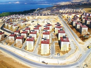 Bakan Bayraktar: Van’ı baştan başa yeniledik