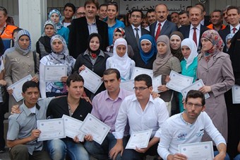 Suriyeli sığınmacı gençlere sınavsız üniversite