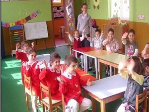 Ana sınıfına öğrenci getirene çeyrek altın