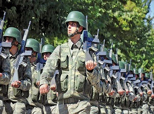Bakan'dan askerlik açıklaması!