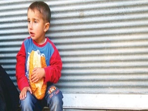 Açlık sınırı bin 121 lira