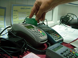 Pos cihazından ayda 33 milyar TL geçiyor