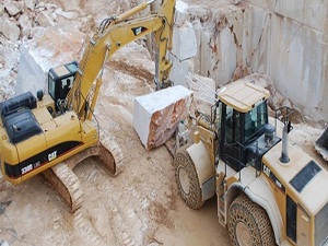 Bayburt'ta doğal taş işleme fabrikası